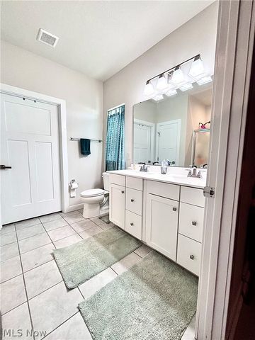 2043 Farroni Drive, Willoughby, OH 44094