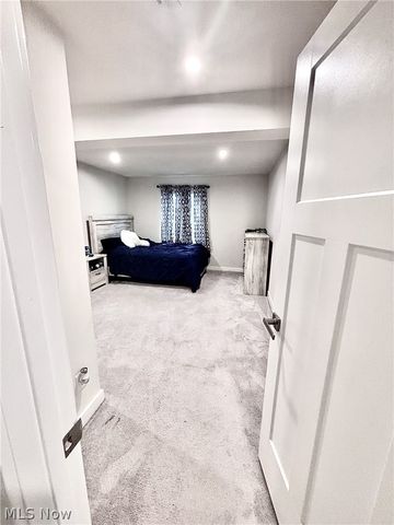 2043 Farroni Drive, Willoughby, OH 44094