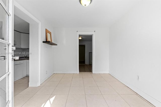 2262 NW 4th Street, Miami, FL 33125