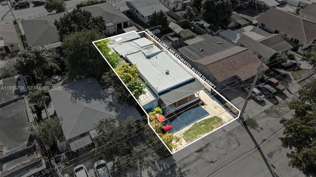 2262 NW 4th Street, Miami, FL 33125