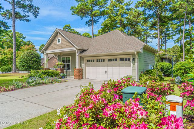 680 Legacy Lakes Way, Aberdeen, NC 28315