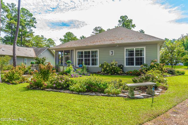 680 Legacy Lakes Way, Aberdeen, NC 28315