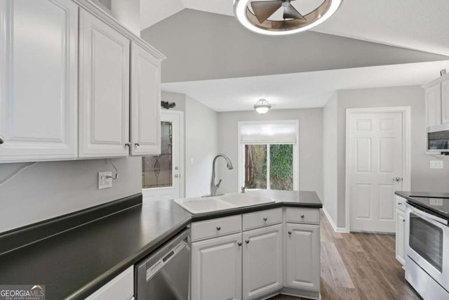 584 Fernstone Trail, Lawrenceville, GA 30046