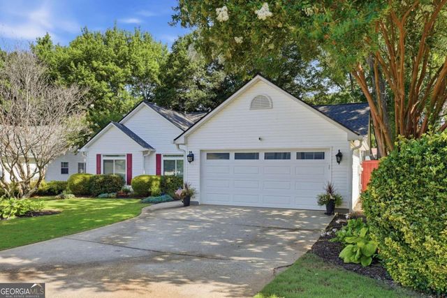 584 Fernstone Trail, Lawrenceville, GA 30046