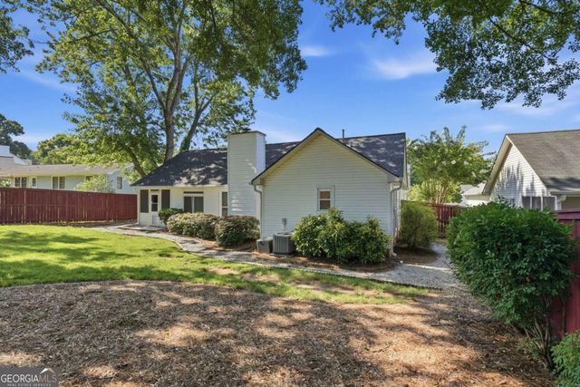 584 Fernstone Trail, Lawrenceville, GA 30046