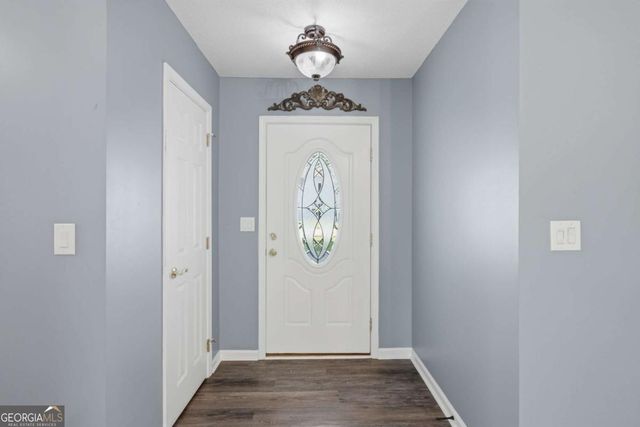 584 Fernstone Trail, Lawrenceville, GA 30046
