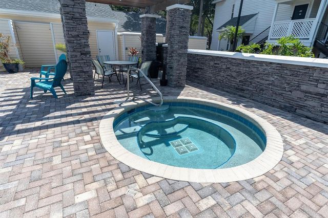 3313 HAVILAND COURT 203, Palm Harbor, FL 34684