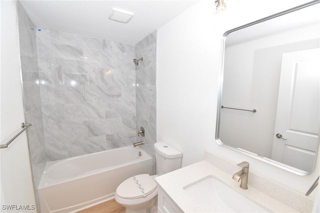 208 Sunset RD, Rotonda West, FL 33947
