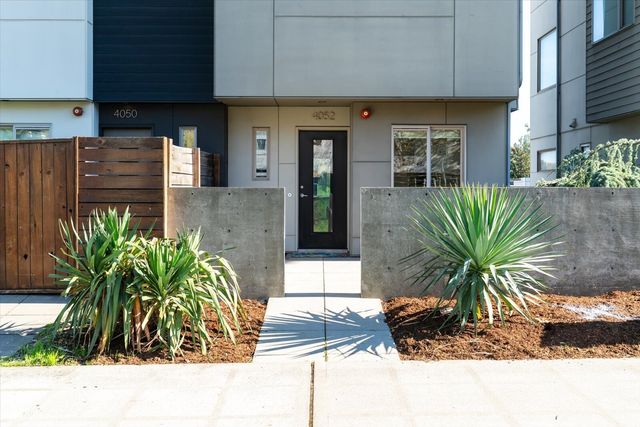 4052 30th Avenue SW, Seattle, WA 98126
