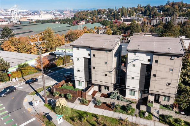 4052 30th Avenue SW, Seattle, WA 98126