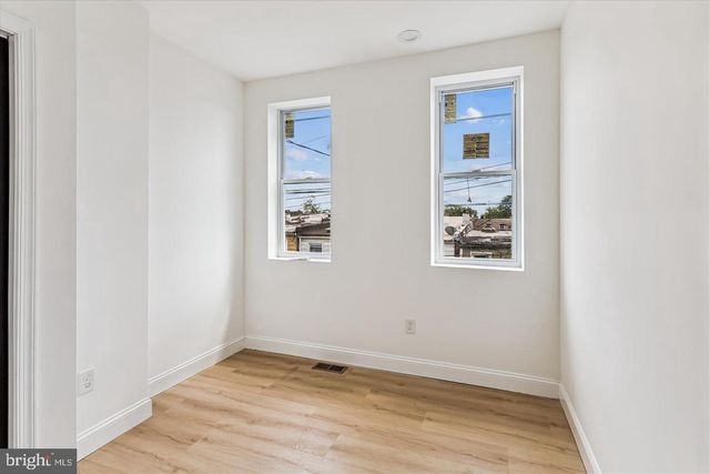 2611 E PRESTON ST, Baltimore, MD 21213