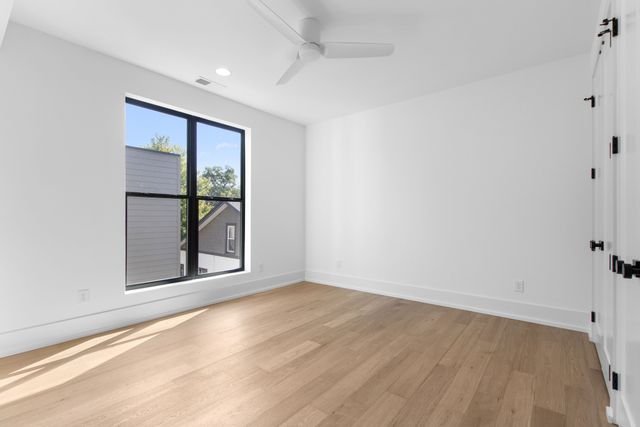 108B N 9th St, Nashville, TN 37206