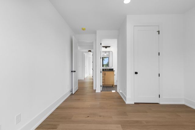 108B N 9th St, Nashville, TN 37206