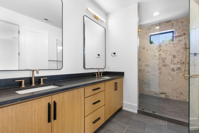108B N 9th St, Nashville, TN 37206