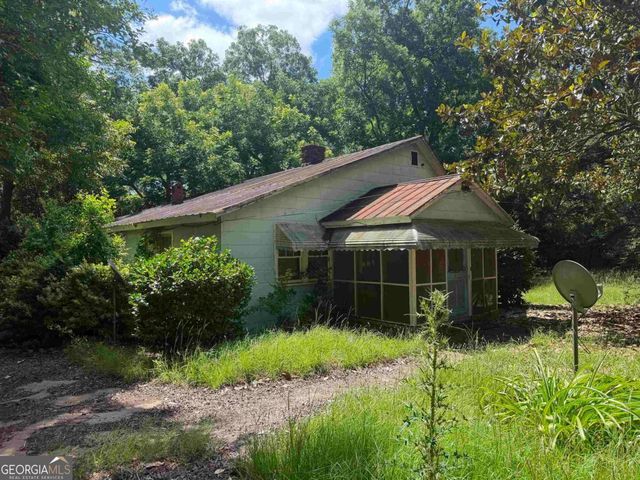 102 Mulberry Street, Greensboro, GA 30642