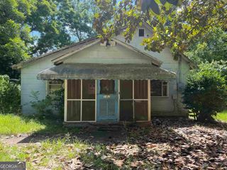 102 Mulberry Street, Greensboro, GA 30642