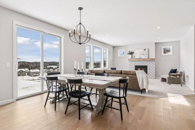 7334 Ambercrest Curve, Inver Grove Heights, MN 55077