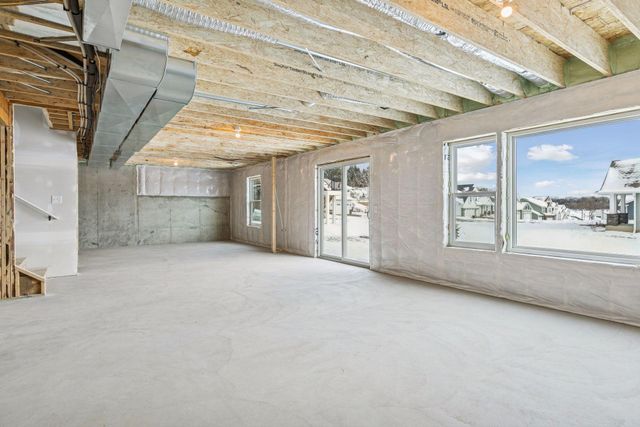 7334 Ambercrest Curve, Inver Grove Heights, MN 55077