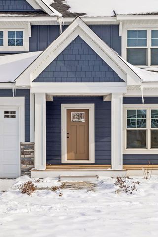 7334 Ambercrest Curve, Inver Grove Heights, MN 55077