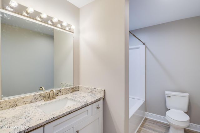 6590 Dummy Line Road, Picayune, MS 39466