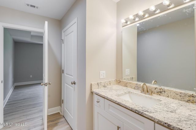 6590 Dummy Line Road, Picayune, MS 39466