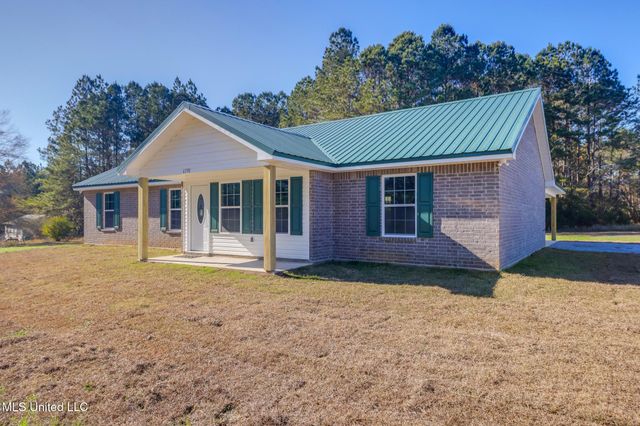 6590 Dummy Line Road, Picayune, MS 39466