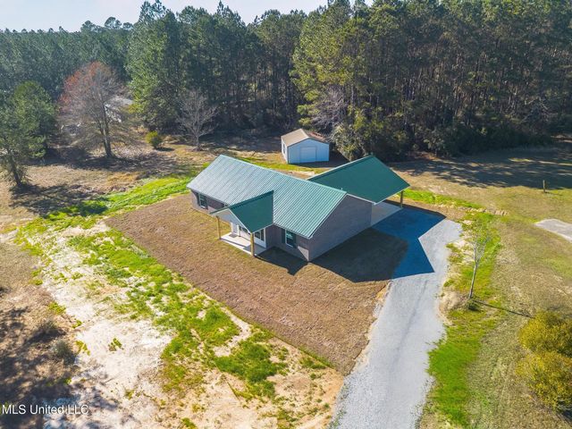 6590 Dummy Line Road, Picayune, MS 39466