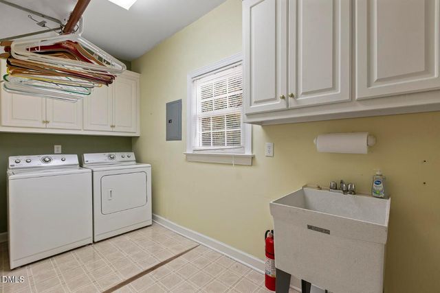 6533 Vintage Ridge Lane, Fuquay Varina, NC 27526