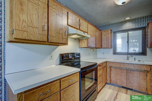 3614 N 104th Avenue, Omaha, NE 68134