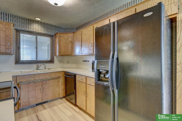 3614 N 104th Avenue, Omaha, NE 68134