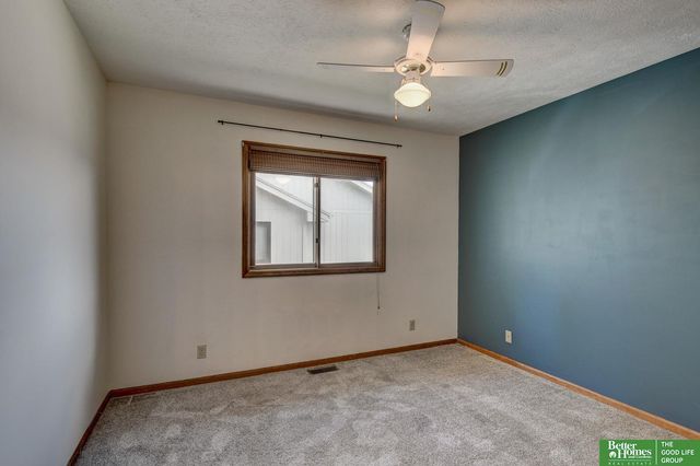 3614 N 104th Avenue, Omaha, NE 68134