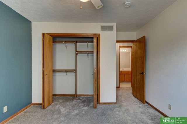 3614 N 104th Avenue, Omaha, NE 68134