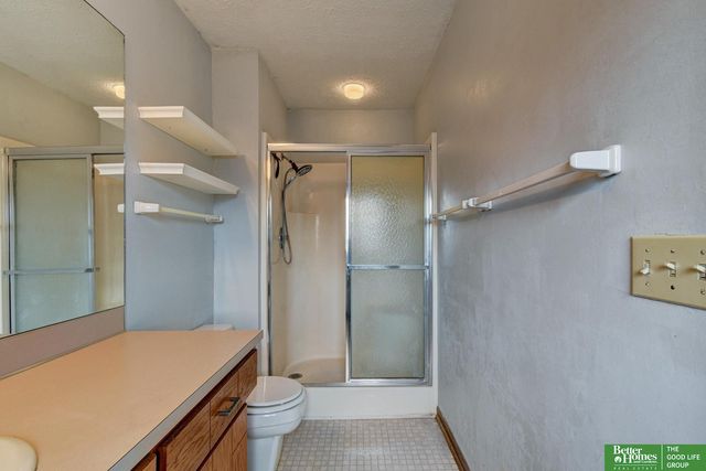 3614 N 104th Avenue, Omaha, NE 68134