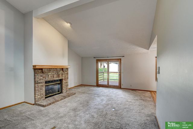 3614 N 104th Avenue, Omaha, NE 68134