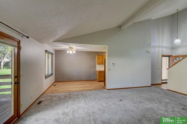 3614 N 104th Avenue, Omaha, NE 68134