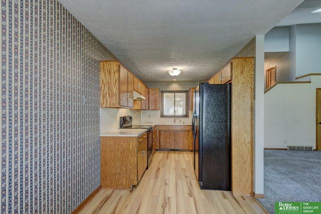 3614 N 104th Avenue, Omaha, NE 68134