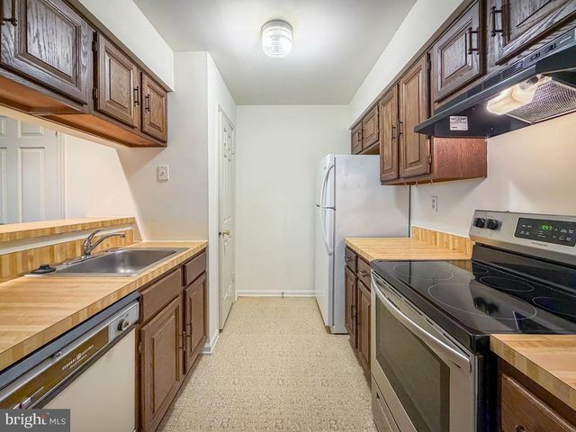638-A PALMER LN, Yardley, PA 19067