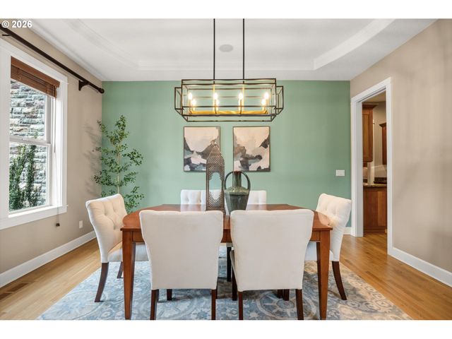 8711 Sw AMICUS Ter, Beaverton, OR 97007