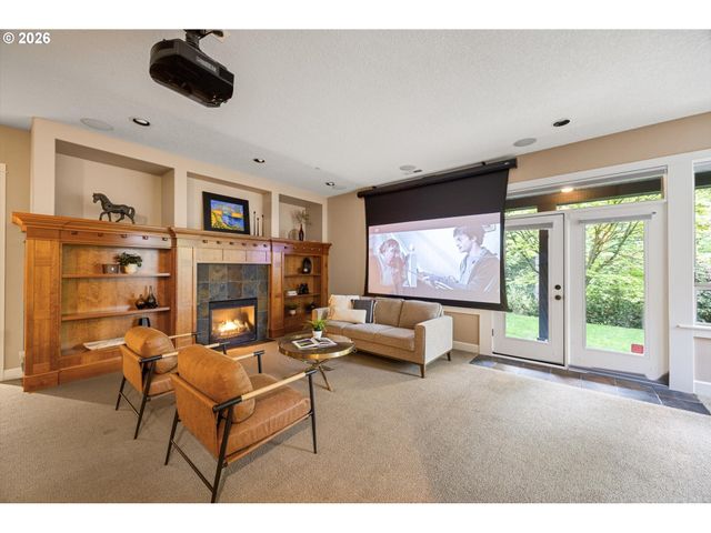 8711 Sw AMICUS Ter, Beaverton, OR 97007