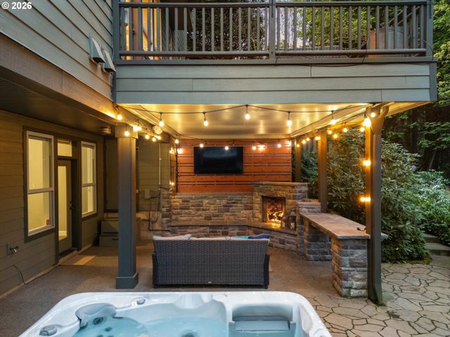 8711 Sw AMICUS Ter, Beaverton, OR 97007