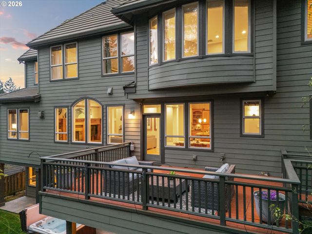 8711 Sw AMICUS Ter, Beaverton, OR 97007