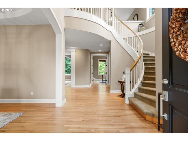 8711 Sw AMICUS Ter, Beaverton, OR 97007