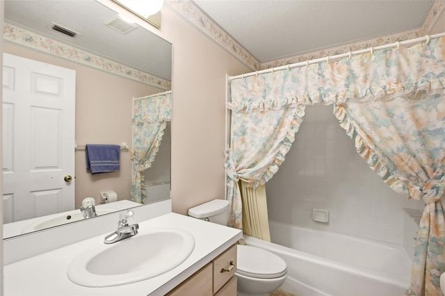 2223 VANTAGE TRACE, Sebring, FL 33872