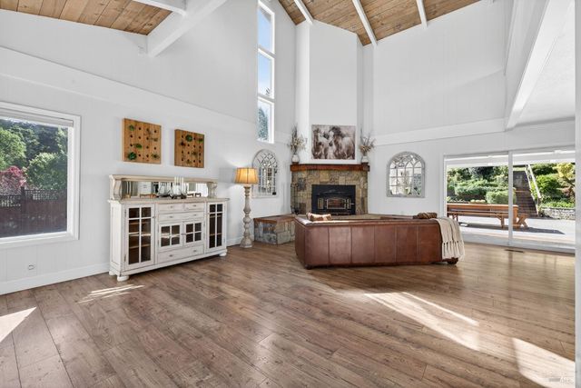 433 San Geronimo Valley Dr, San Geronimo, CA 94963