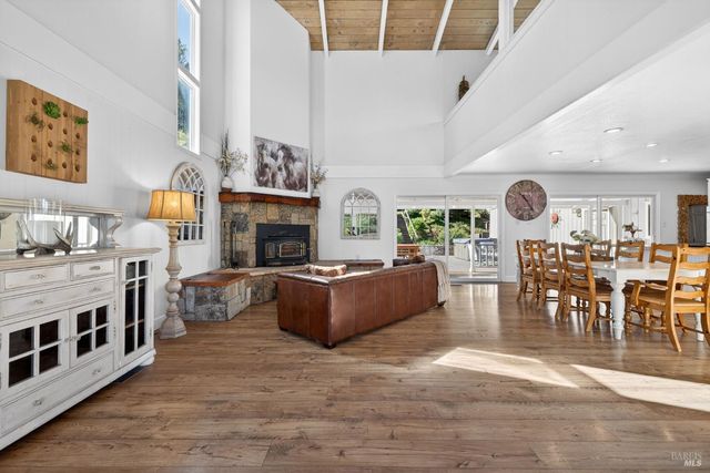 433 San Geronimo Valley Dr, San Geronimo, CA 94963