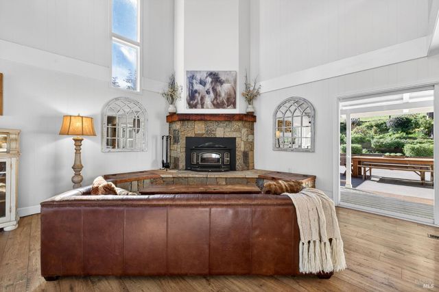 433 San Geronimo Valley Dr, San Geronimo, CA 94963