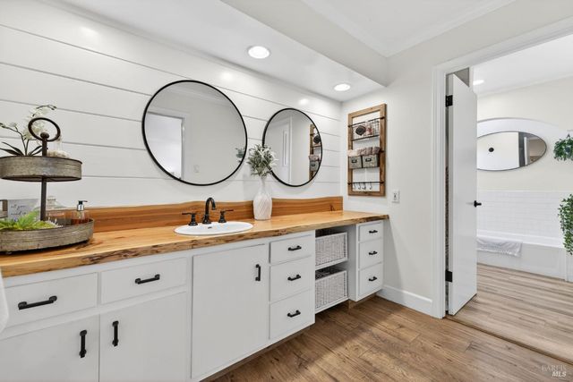 433 San Geronimo Valley Dr, San Geronimo, CA 94963