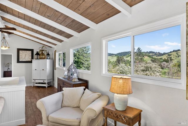 433 San Geronimo Valley Dr, San Geronimo, CA 94963