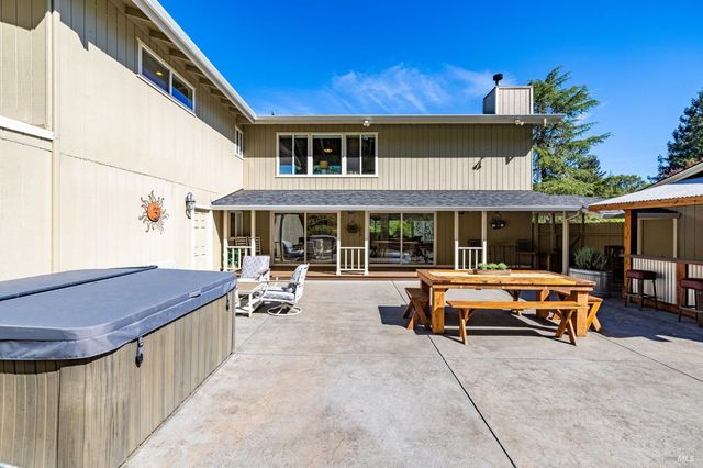 433 San Geronimo Valley Dr, San Geronimo, CA 94963