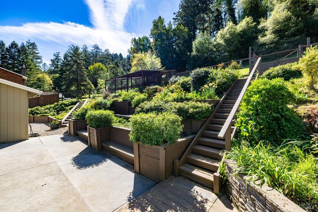 433 San Geronimo Valley Dr, San Geronimo, CA 94963